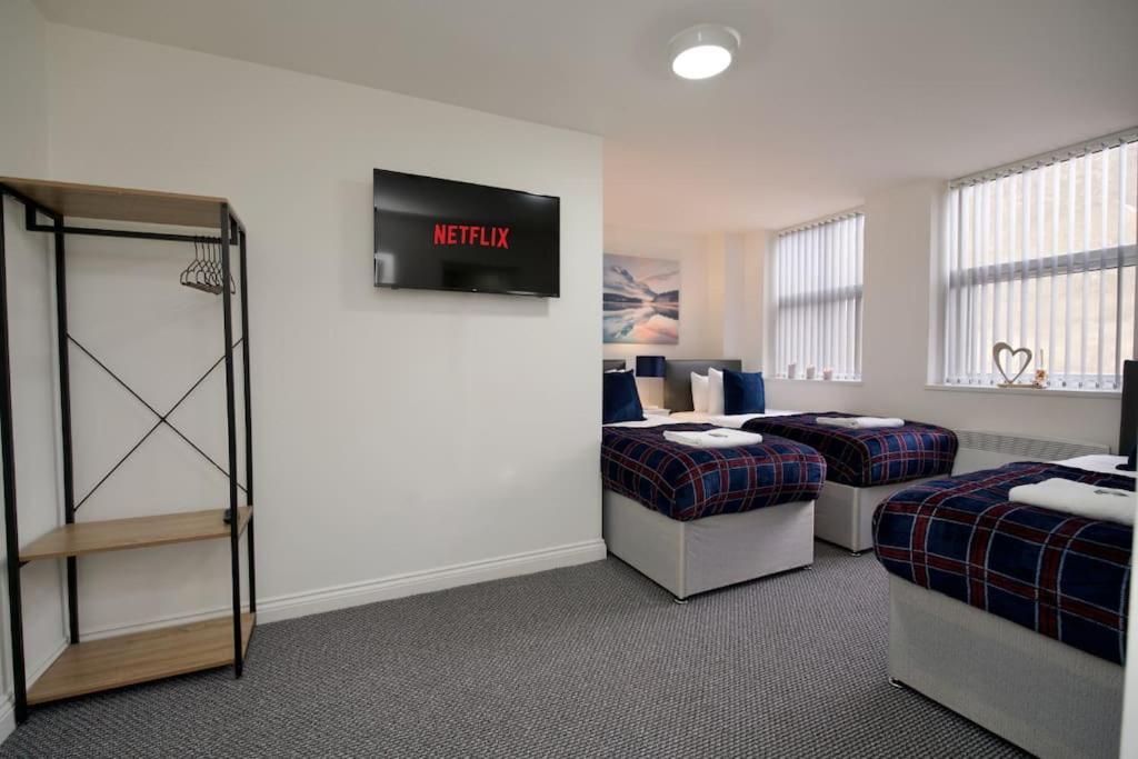 Gosford Park Studio 6 - Coventry Buitenkant foto